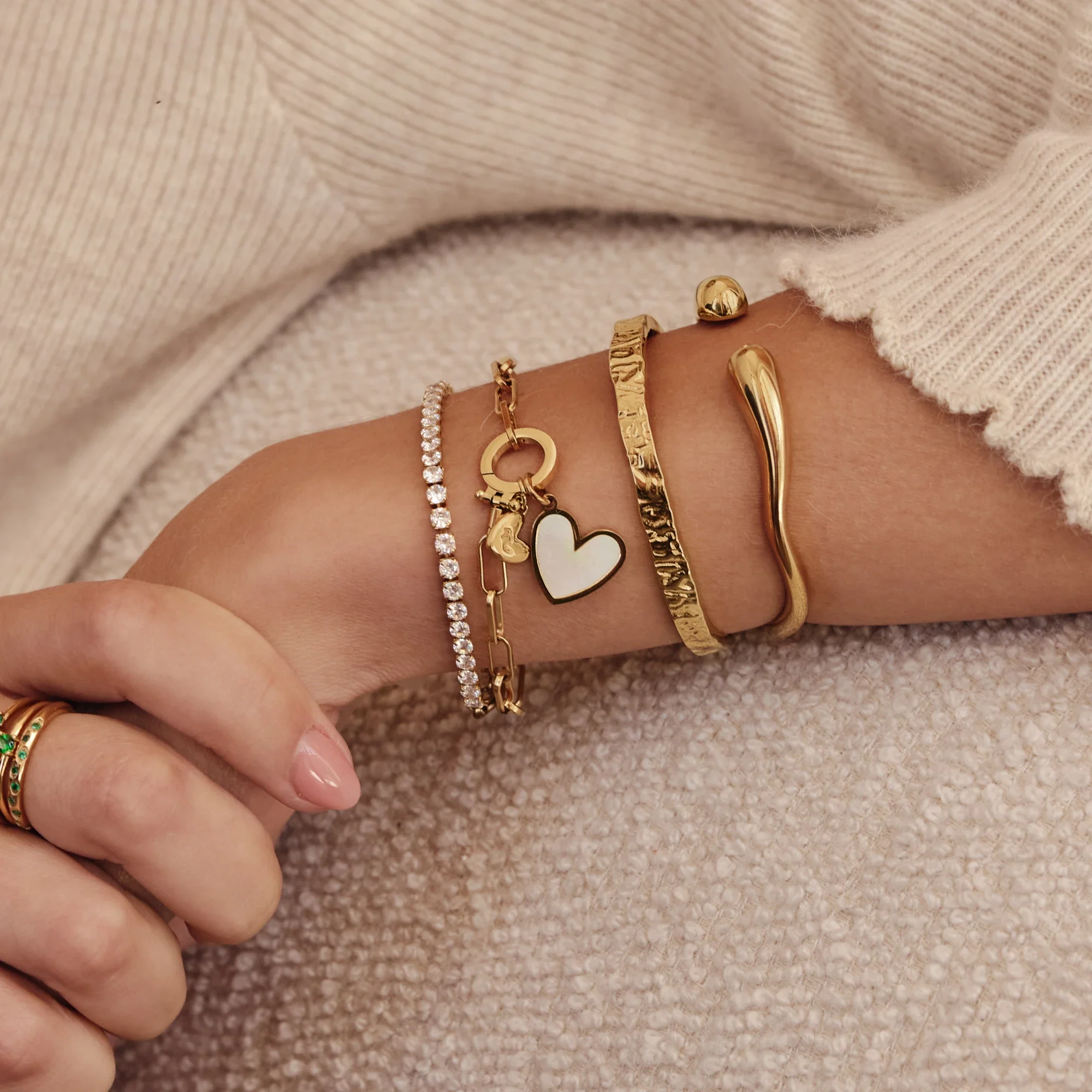 Essential Textured Cuff Bracelet - Image 4