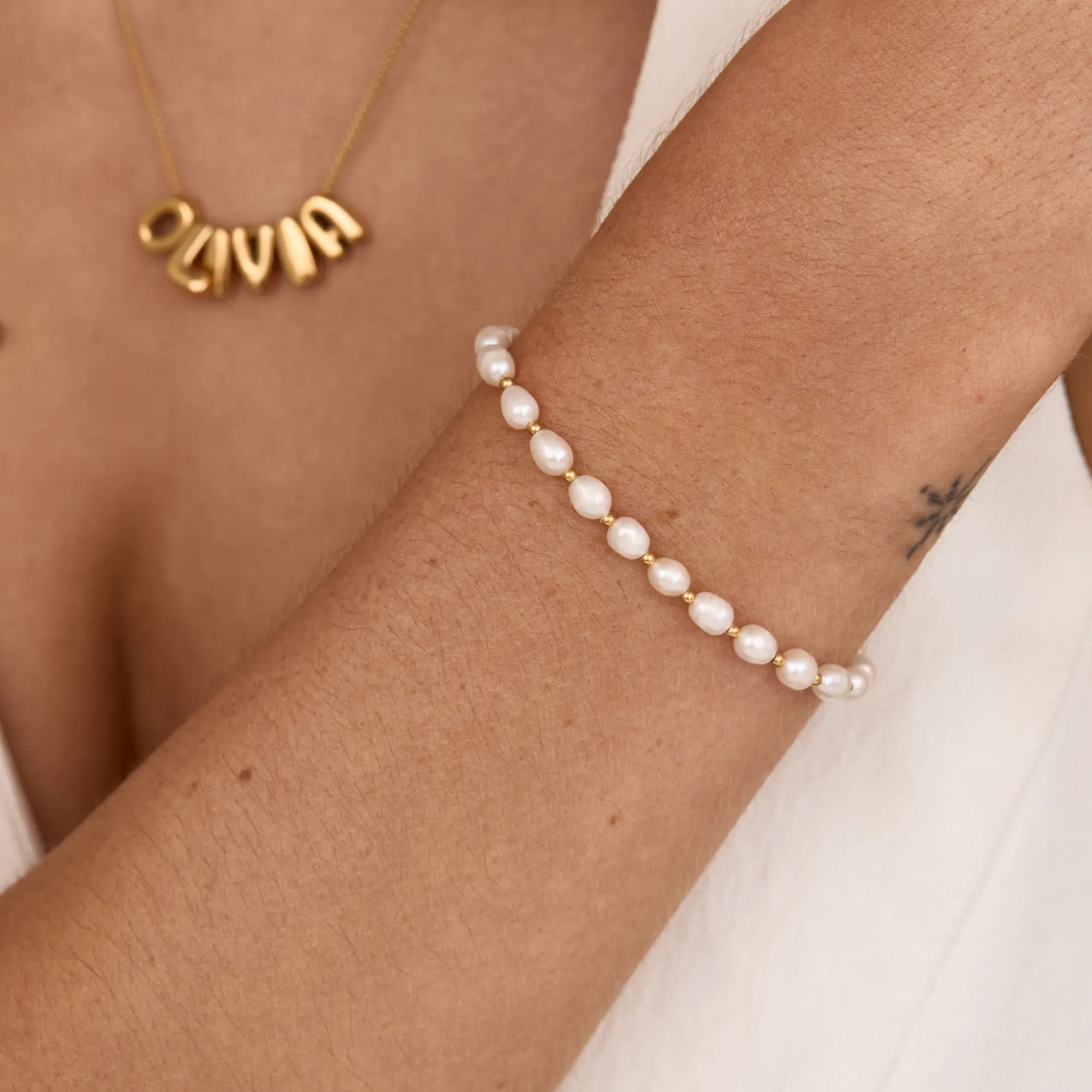 Luna Pearl Bracelet - Image 6