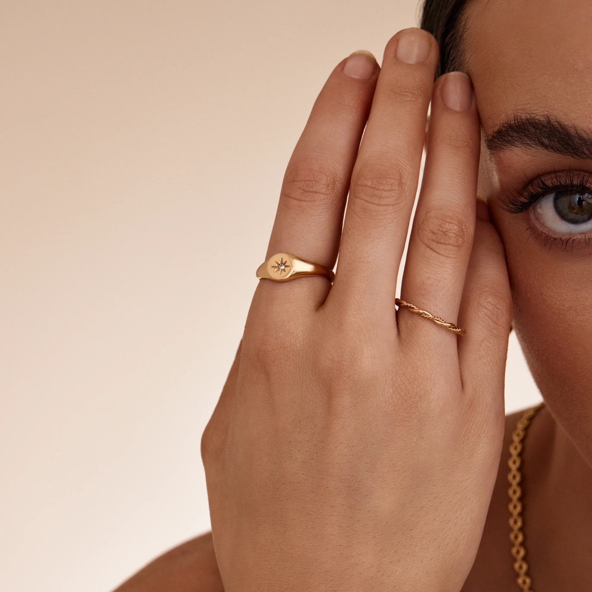 Stella Signet Ring - Image 3